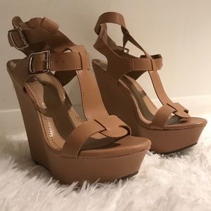 Breckelles Beige wedges shoes New 🔥